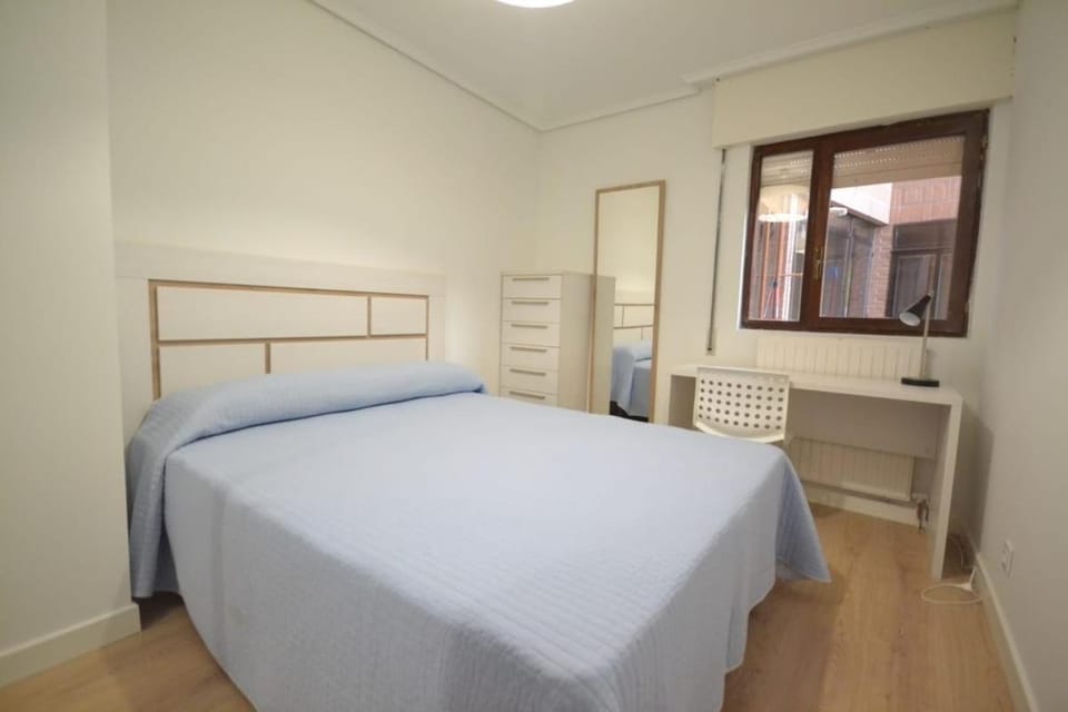 Altamira Nuevo, terrazas y parking Apartment in Santander