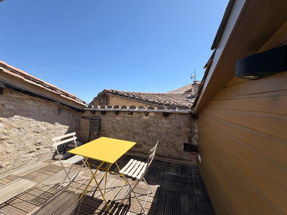 La petite terrasse au coeur de Lautrec Apartment in Occitanie