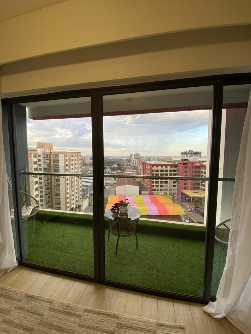 Royale Urban 2-Bedroom Stay Apartment in Nairobi County