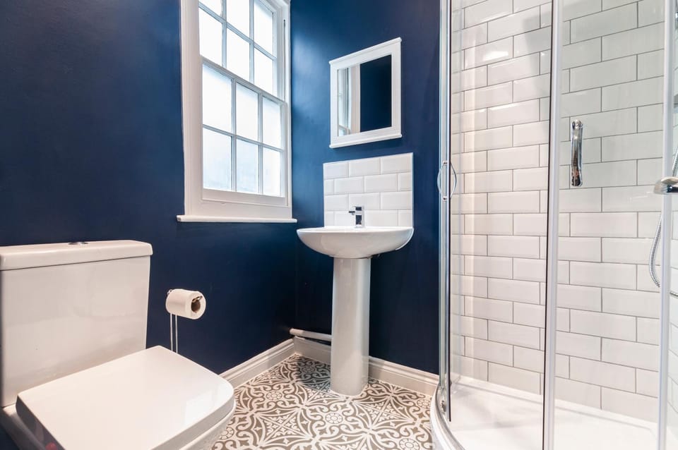 5 bedroom spacious Barbican house Apartment in Plymouth