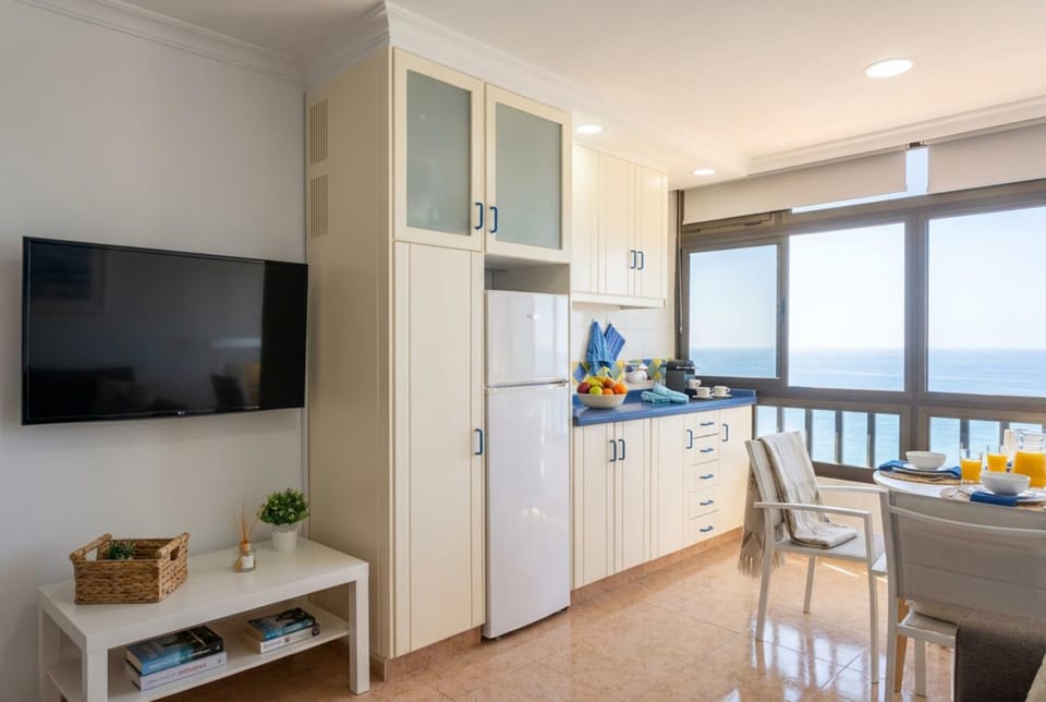 Atlantic Sun Studio Apartment in Patalavaca