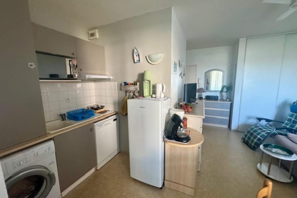 Quiet apartment with marina view Apartment in Nouvelle-Aquitaine