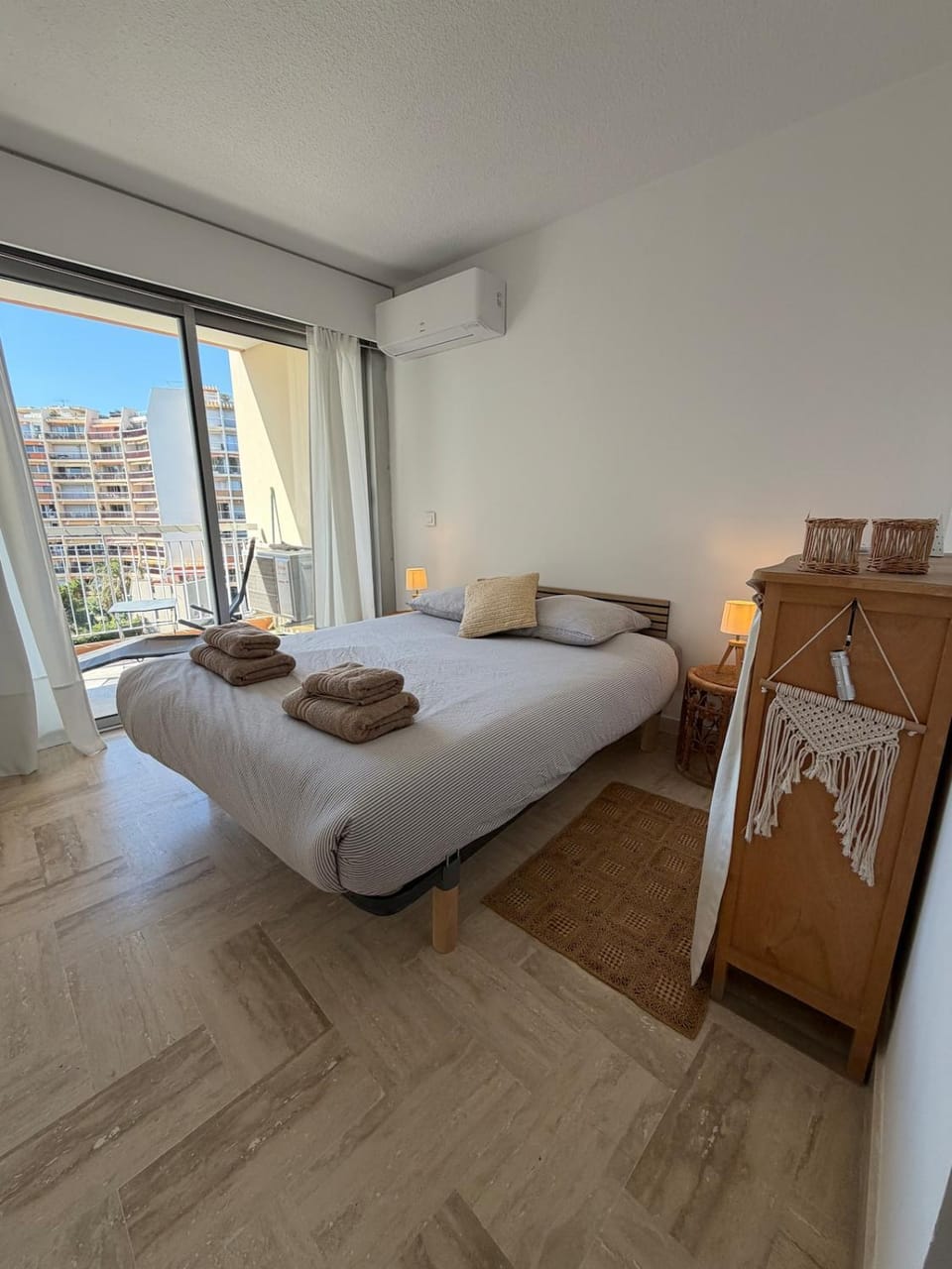 Beautiful apartment in Jean Bart air conditioning swimming pool Apartment in Mandelieu-La Napoule