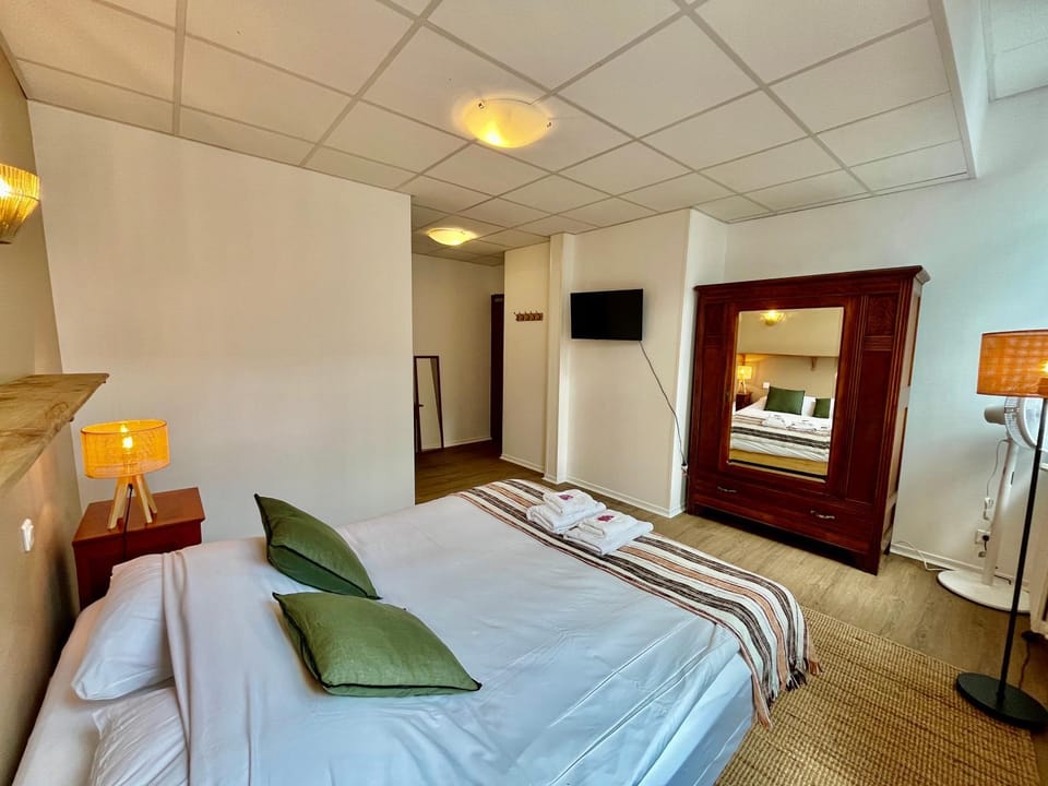 Le Grand Refuge - Chambre 22 - 2 personnes Apartment in Lourdes