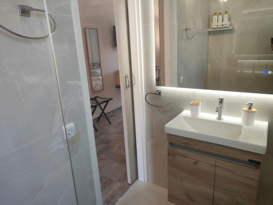 BeehiveRetreat Apartment in Argolis, Greece