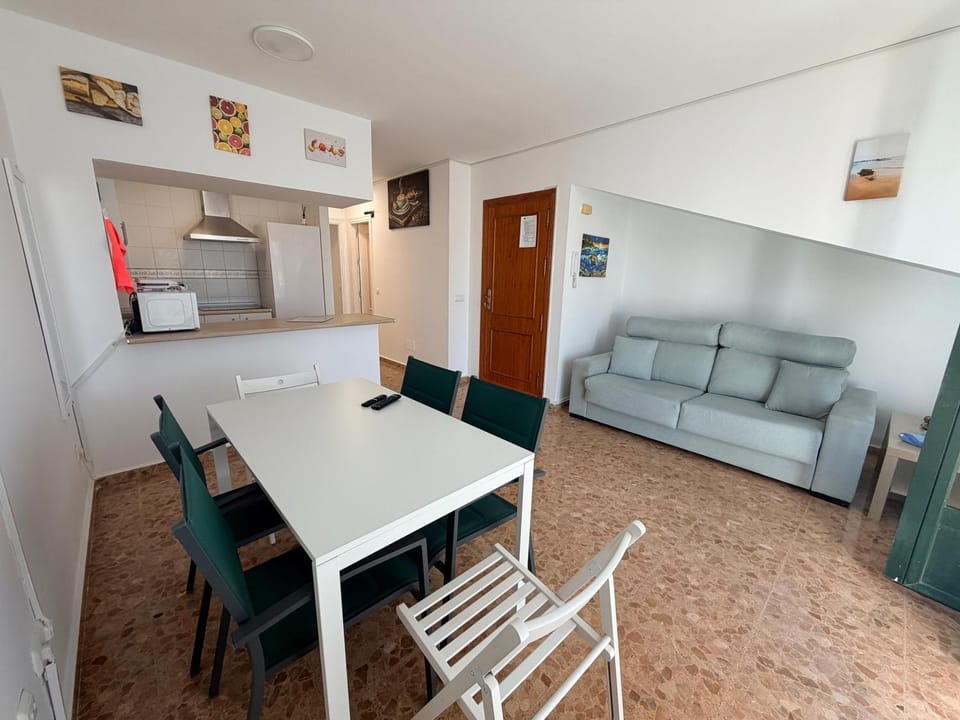 Living room, Dining area, kitchen