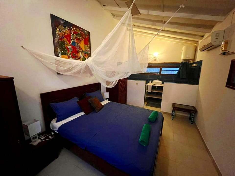 Beach House Bed and Breakfast in Saly