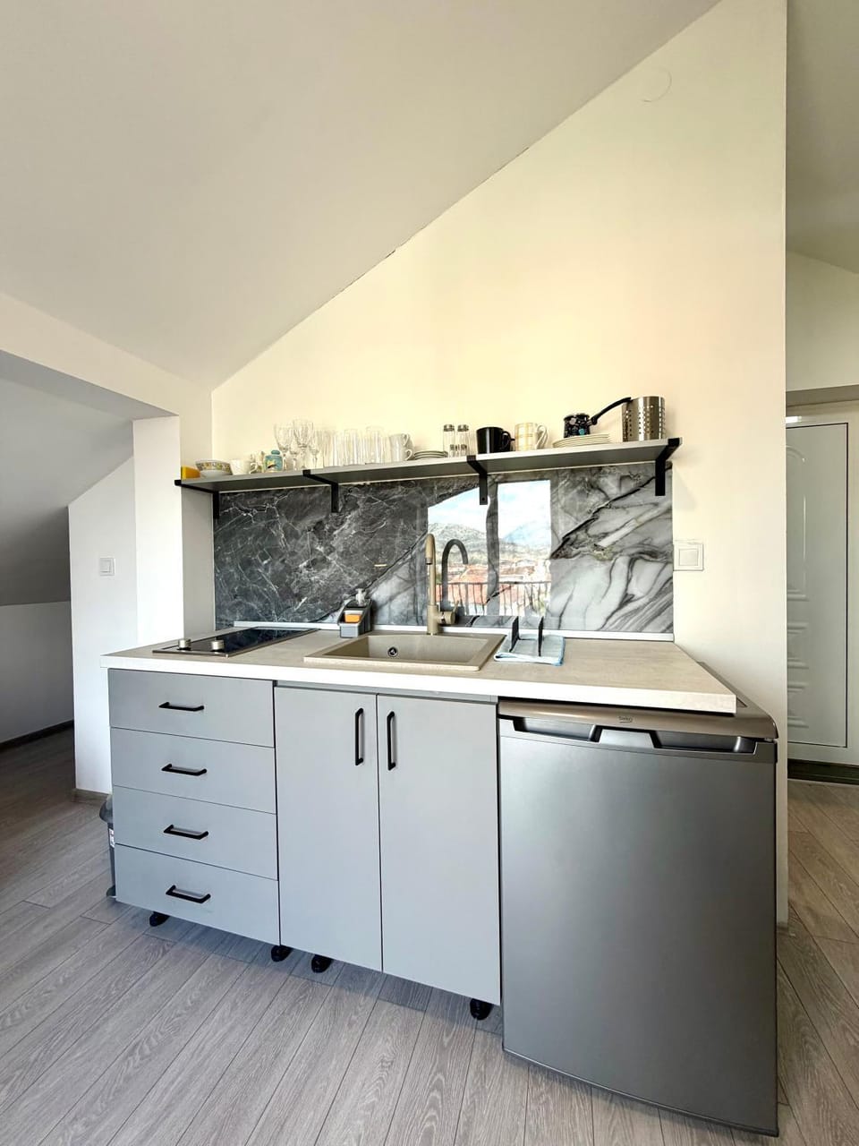 Kitchen or kitchenette