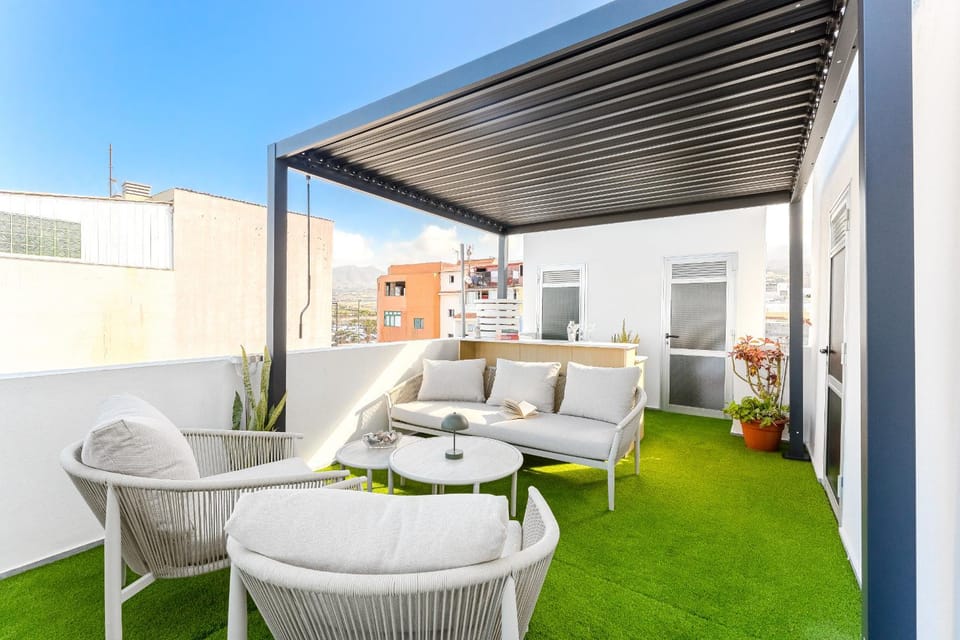 Property building, Patio, Communal lounge/ TV room, Day, Natural landscape, View (from property/room), Balcony/Terrace, Lounge or bar, Seating area, Sea view, Internal: Not applicable to any particular room