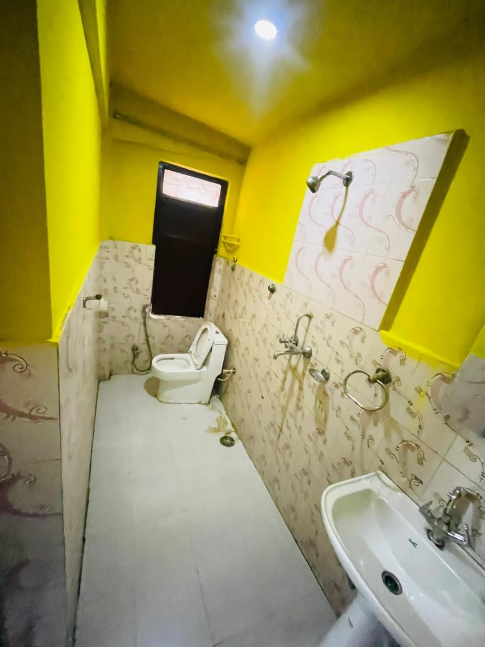 Backpacker By Kenluv Homestay Bed and Breakfast in Kathmandu