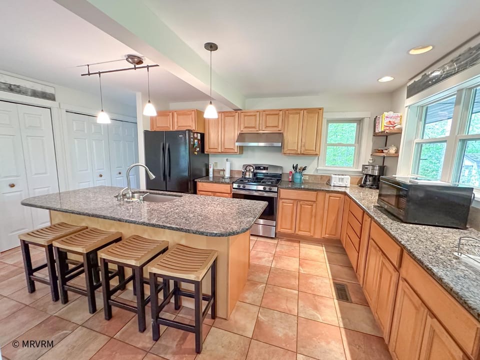 Shady Lane Retreat House in Fayston