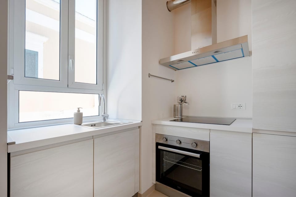 Kitchen or kitchenette, kitchen, kitchen