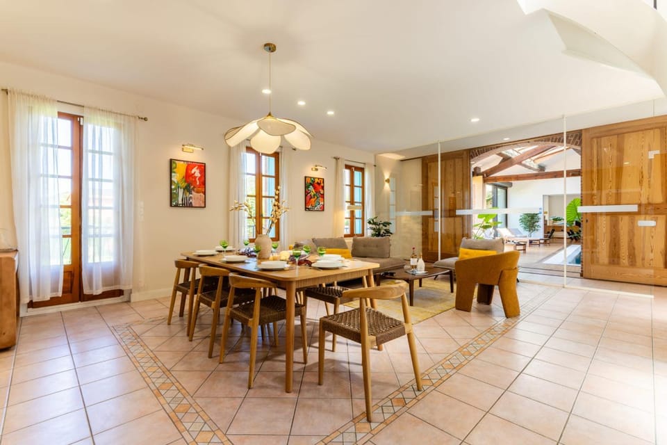 Casa Vamaë Pool & private cinema Villa in Alt Empordà