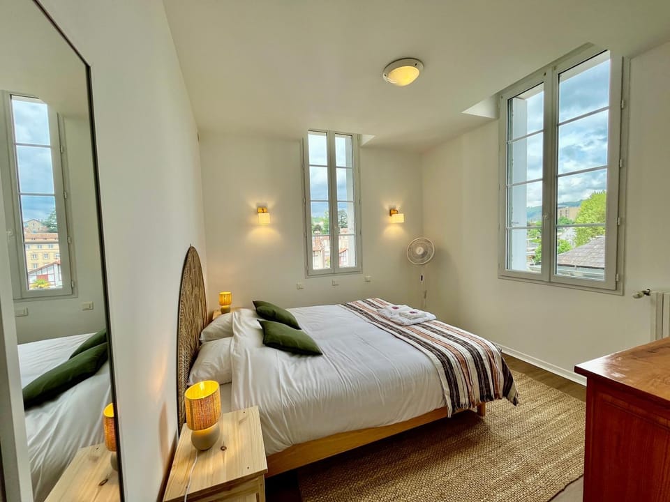 Le Grand Refuge - Chambre 24 - 2 personnes Apartment in Lourdes