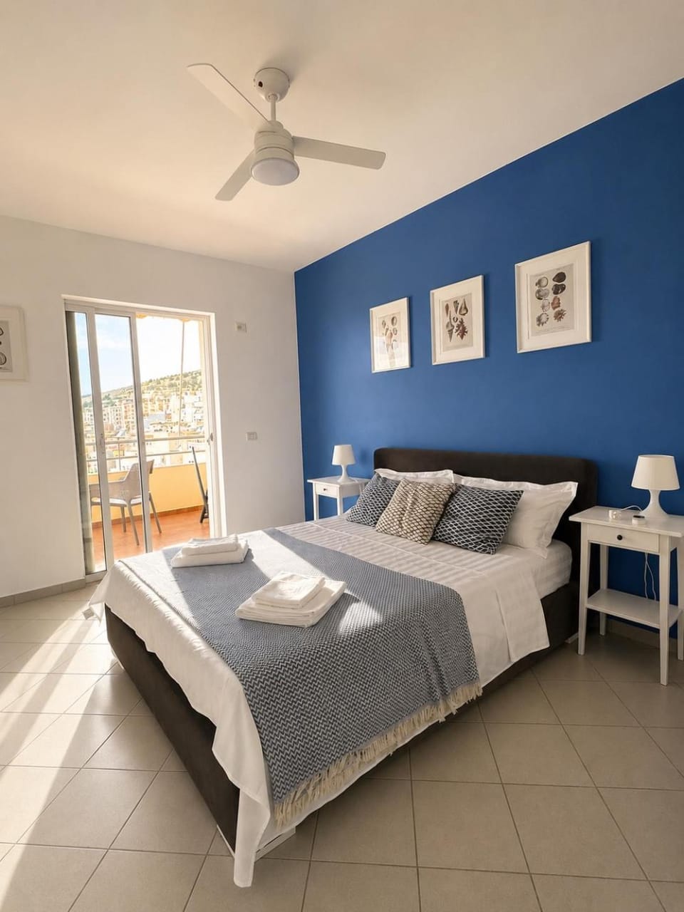BLUE STAR - Sea View - 5 min to Beach & Ferry Apartment in Sarandë