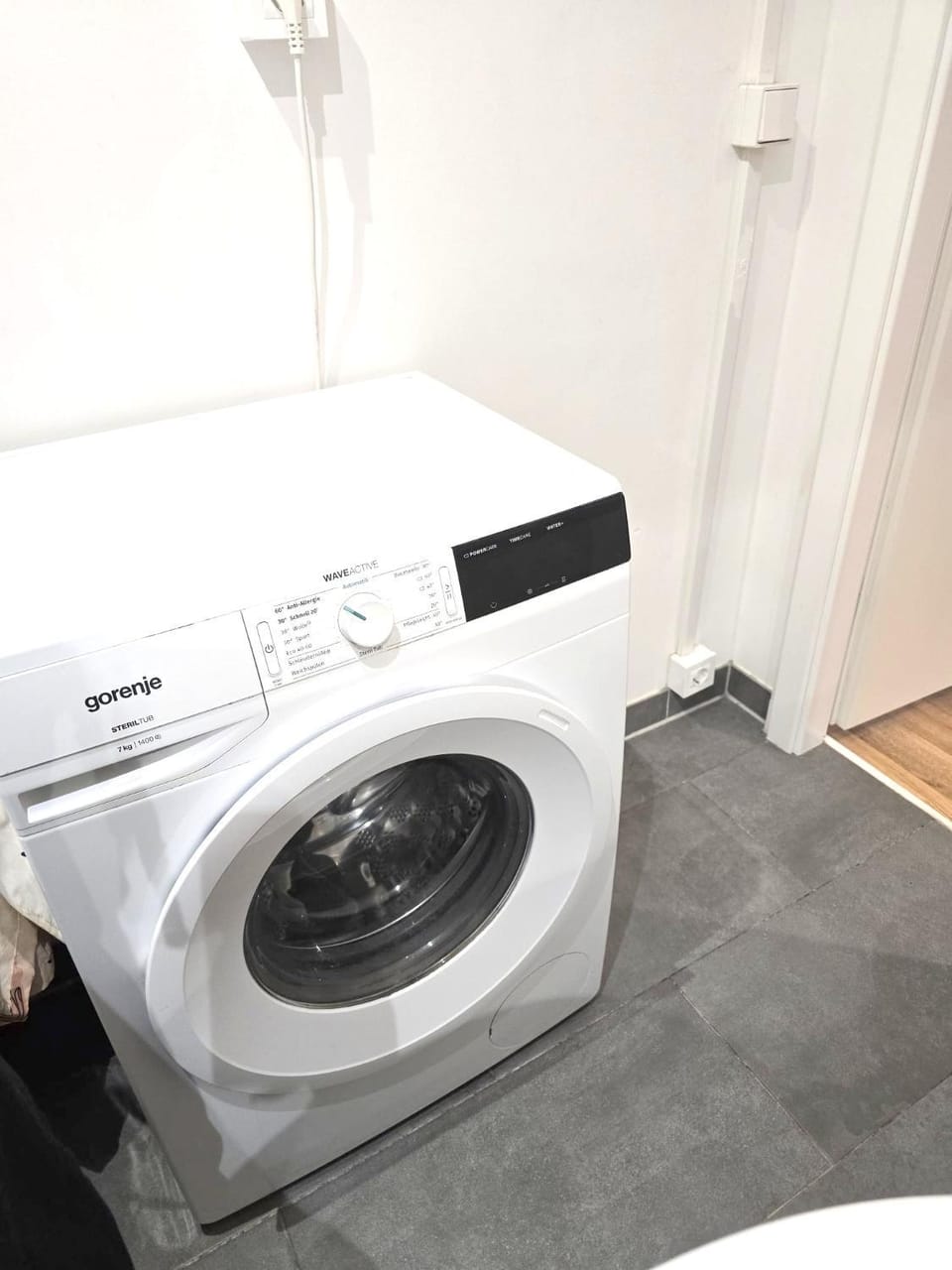 Bathroom, washing machine
