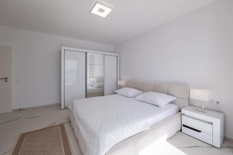 Blue Pearl Penthouse Saranda Apartment in Sarandë