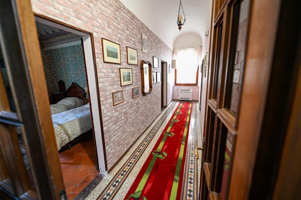 Inner courtyard view