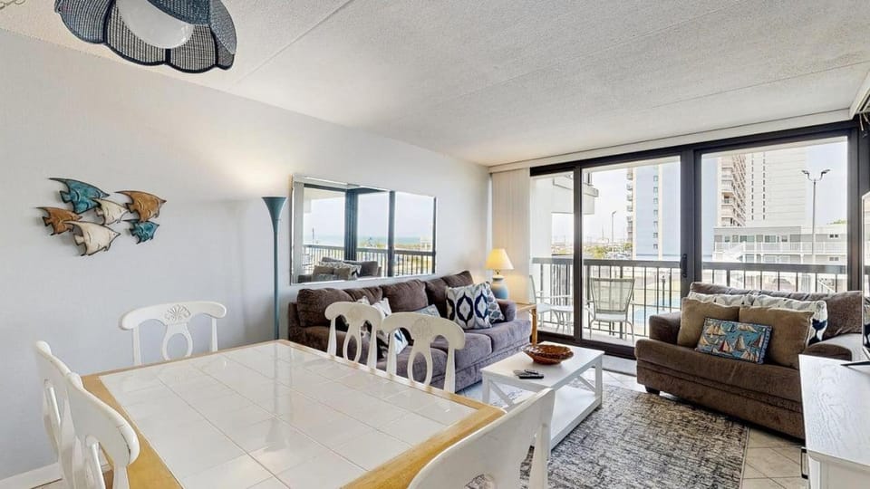 Oceanfront Escape with Pools Arcade & Beach Access House in Ocean City
