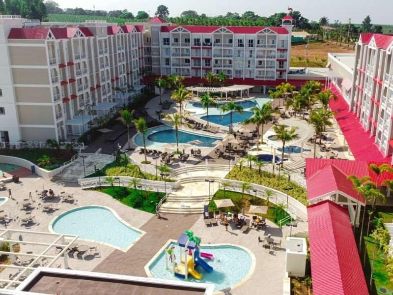 Thermas São Pedro Resort Apartment in Osasco