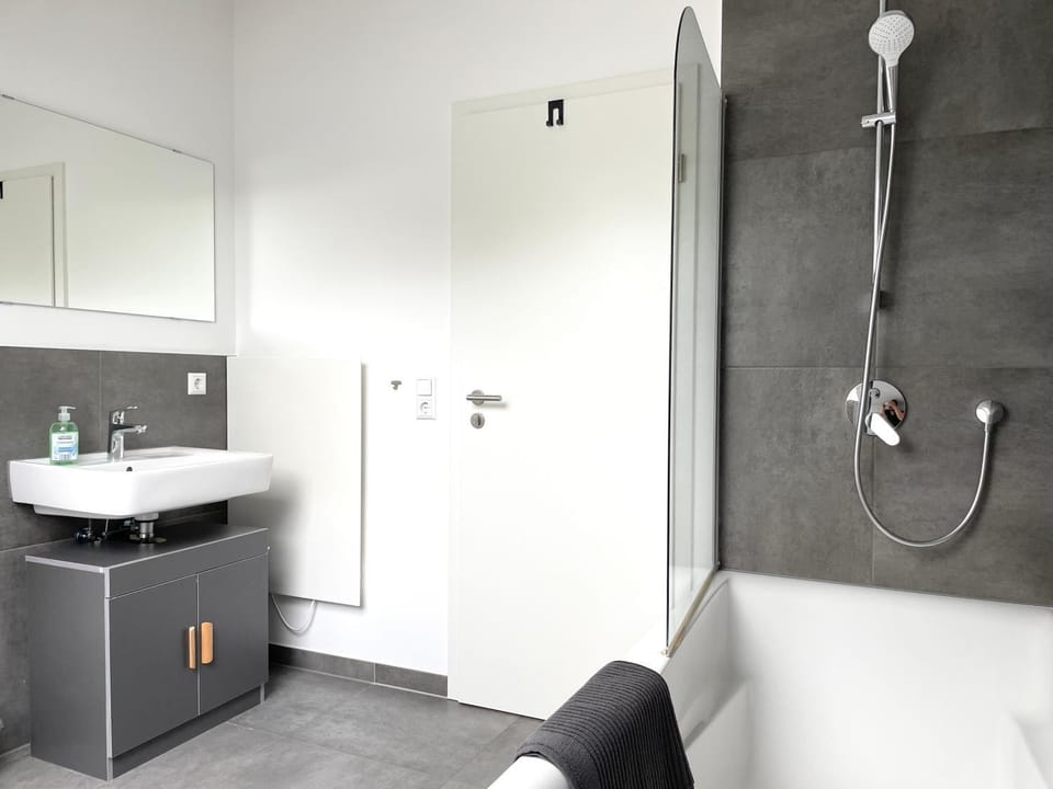 Shower, Bathroom, Bath