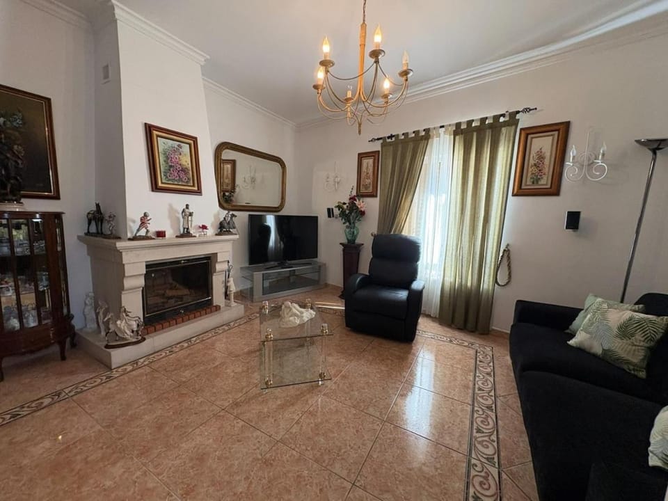 Casa de Férias T1 4 pax em Quarteira PT Fully Equipped 1-Bedroom House up to 4 prs House in Quarteira