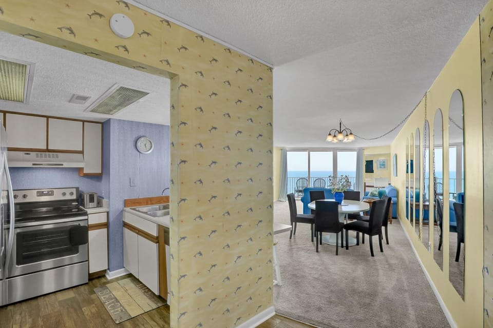 3 Bedroom Point Condo Unit House in North Topsail Beach