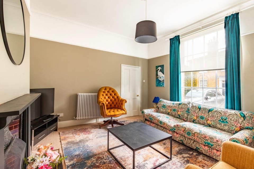 3-Bed Period Home Central Norwich Parking House in Norwich