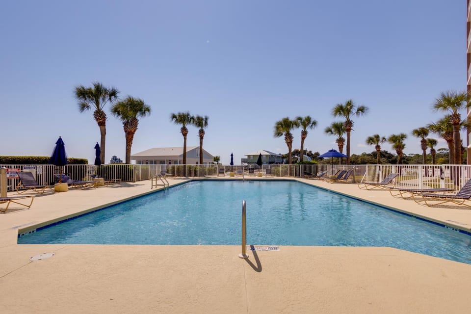 Walk to Beach: The Dunes Condo w/ Resort Perks! House in Alabama
