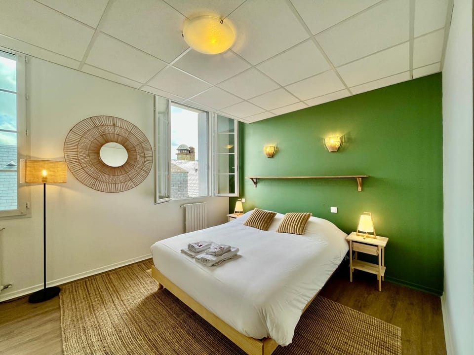 Le Grand Refuge - Chambre 32 - 2 personnes Apartment in Lourdes