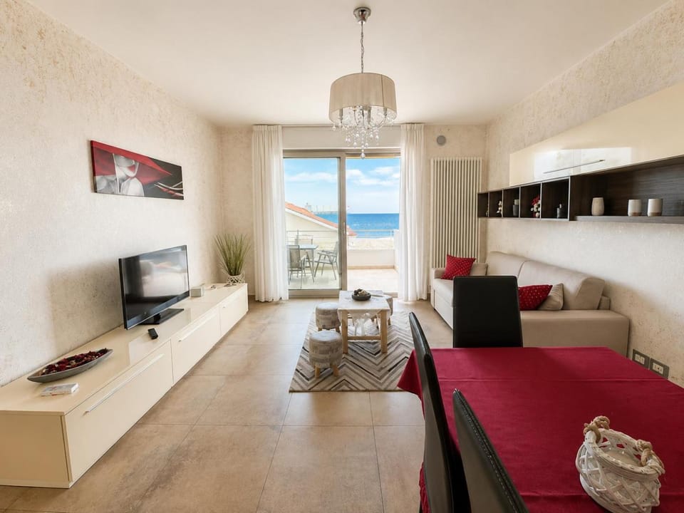 TV and multimedia, Balcony/Terrace, Living room