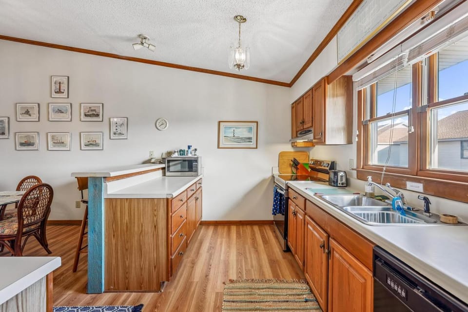The Gallery House in Kitty Hawk