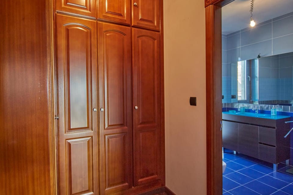 Bathroom, Bedroom