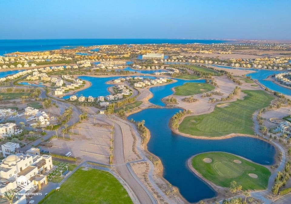 Brand-New 3BR Twin Nines Golf Villas I Heated Pool Villa in Hurghada