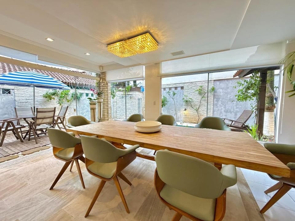 Refúgio Urbano, Casa Completa para até 10 Pessoas House in Balneário Camboriú