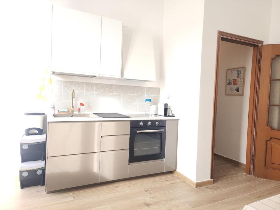 Casa Buonviaggio Cinqueterre Trains - mytouristhome Apartment in La Spezia