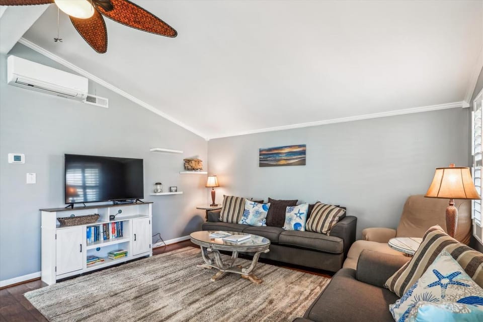 Sea Glass Shack House in Kill Devil Hills