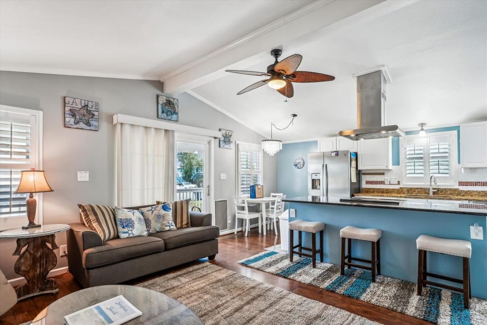 Sea Glass Shack House in Kill Devil Hills