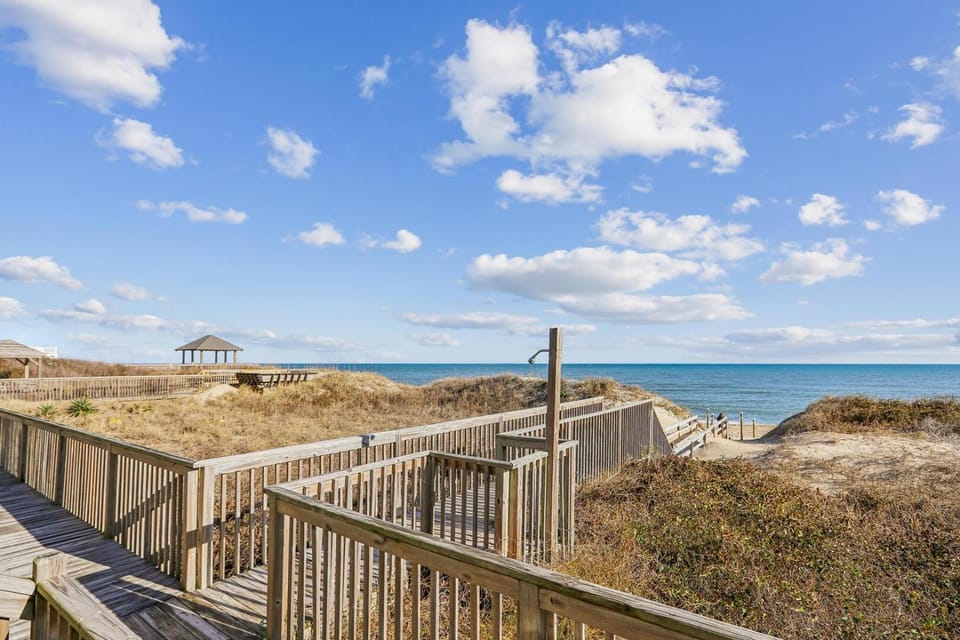 Seawalk Condos Unit 8 House in Kill Devil Hills