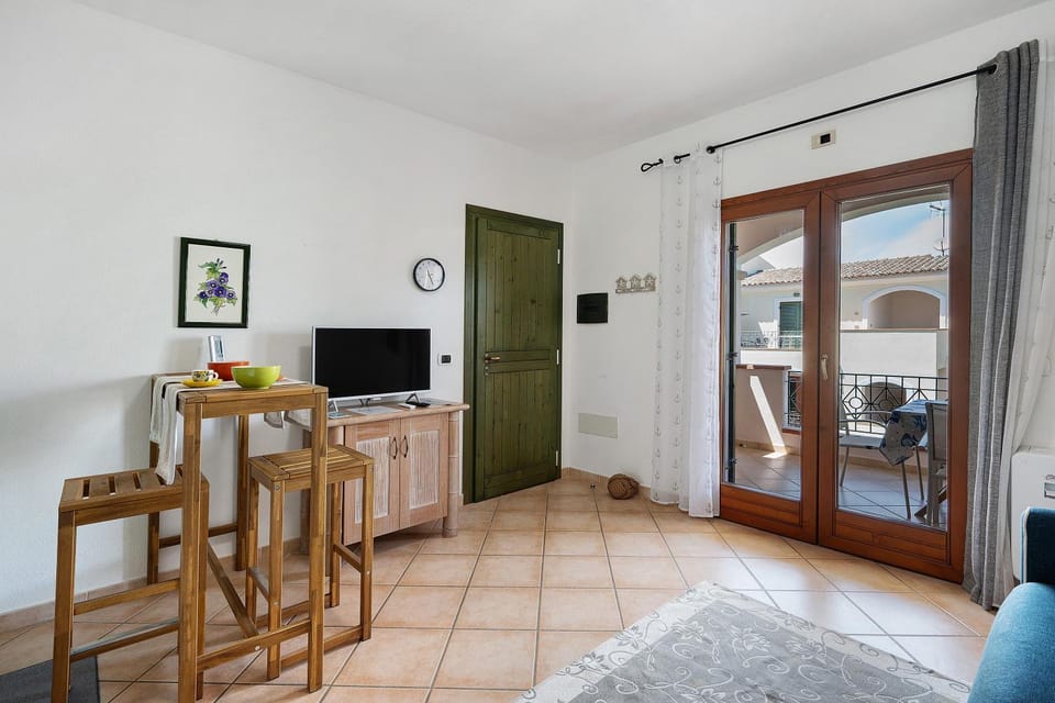 Casa Milly con piscina condivisa Apartment in Santa Teresa Gallura