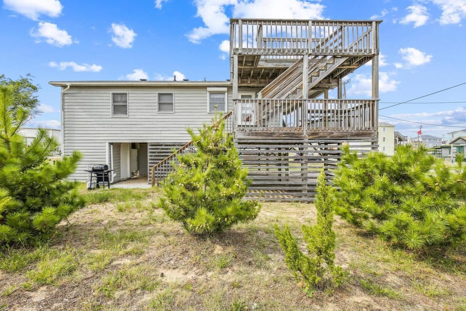 Windsong House in Southern Shores