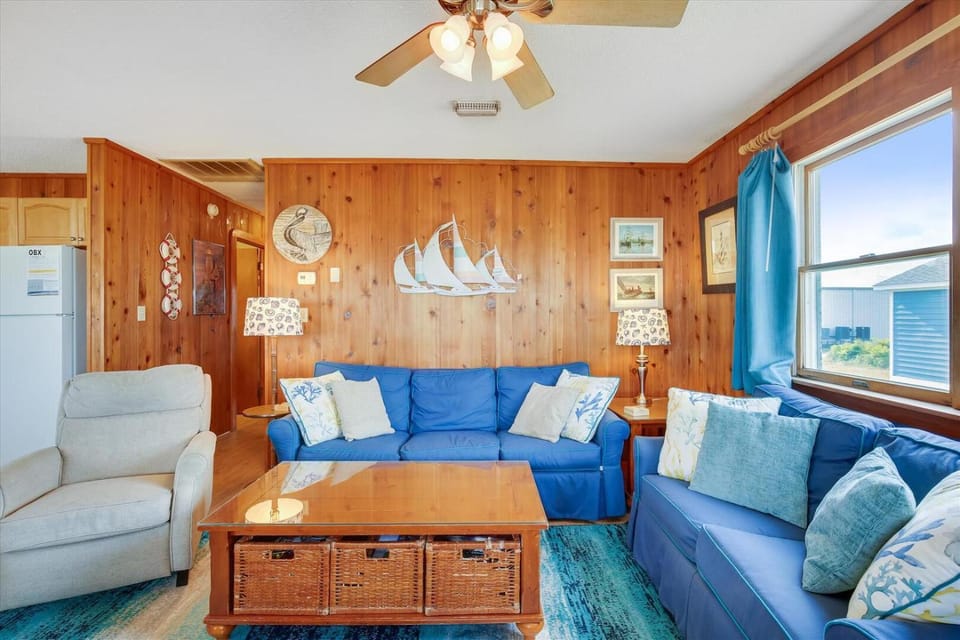 Windsong House in Southern Shores