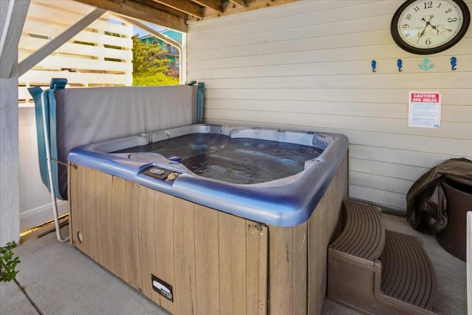 Hot Tub