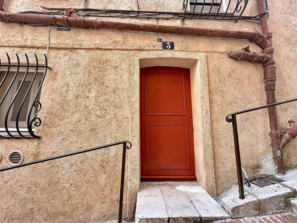 Newly renovated studio - Heart of Le Suquet Apartment in Cannes