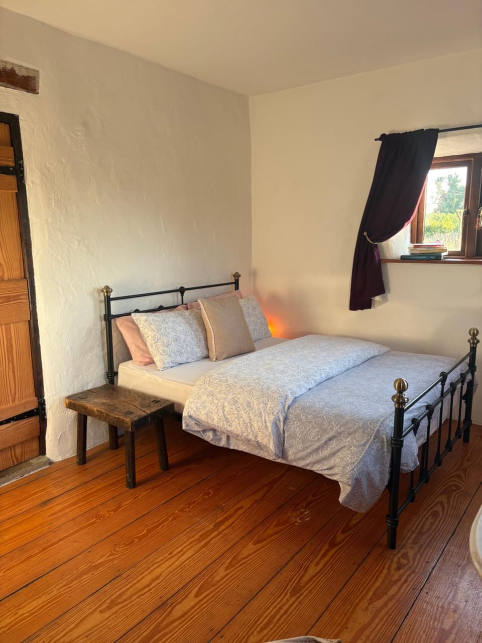 THE FARMHOUSE Room 1 Vacation rental in County Dublin