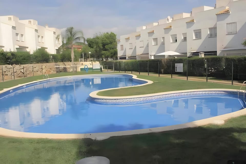 Property building, Swimming pool