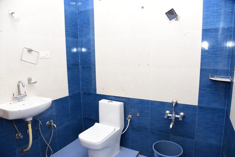 Toilet, Bathroom