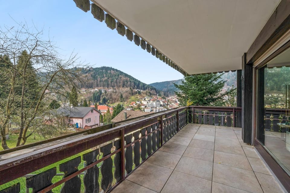 Property building, Balcony/Terrace