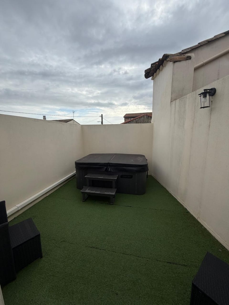 Elegance Suite with Private Jacuzzi Apartment in Marseillan