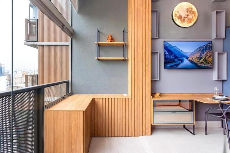 IB1702. Apartamento de Cinema com Vista para o Ibirapuera Apartment in Sao Paulo City